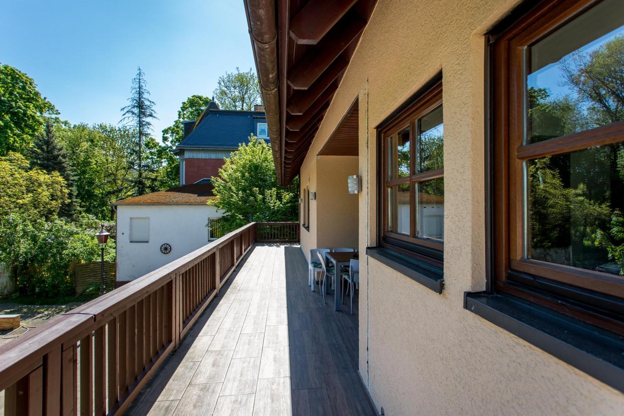Ferienwohnung Mit 123Qm Fuer 8 Personen Mit Sehr Grossem Garten, Einfache Innen-Ausstattung Leipzig Exterior foto